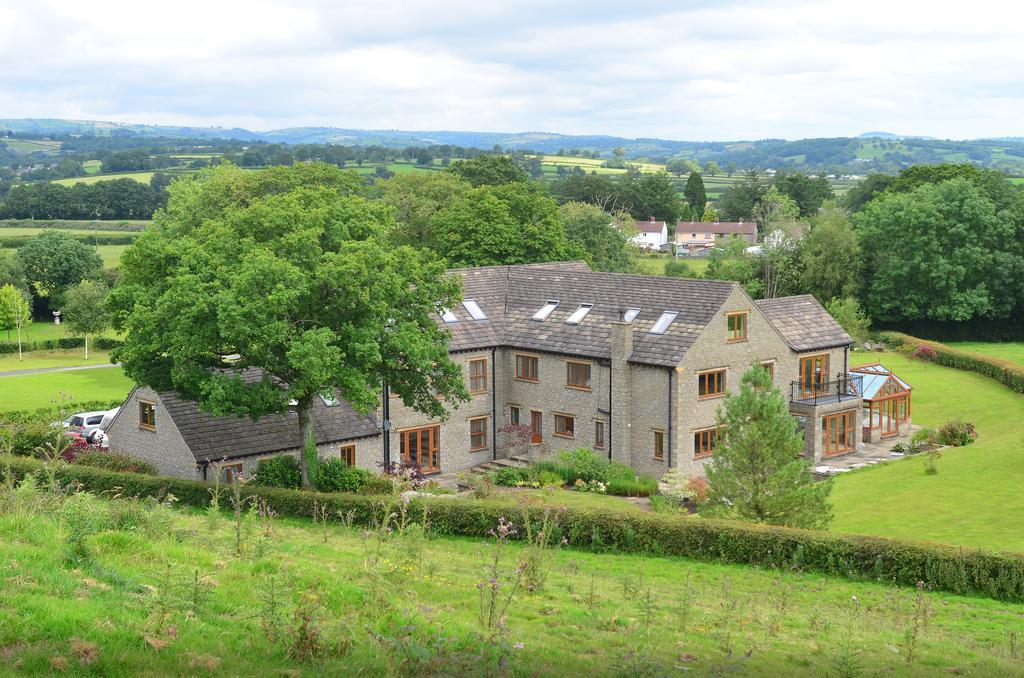 Gasthaus Llwyn Helyg Country House Carmarthen Exterior foto